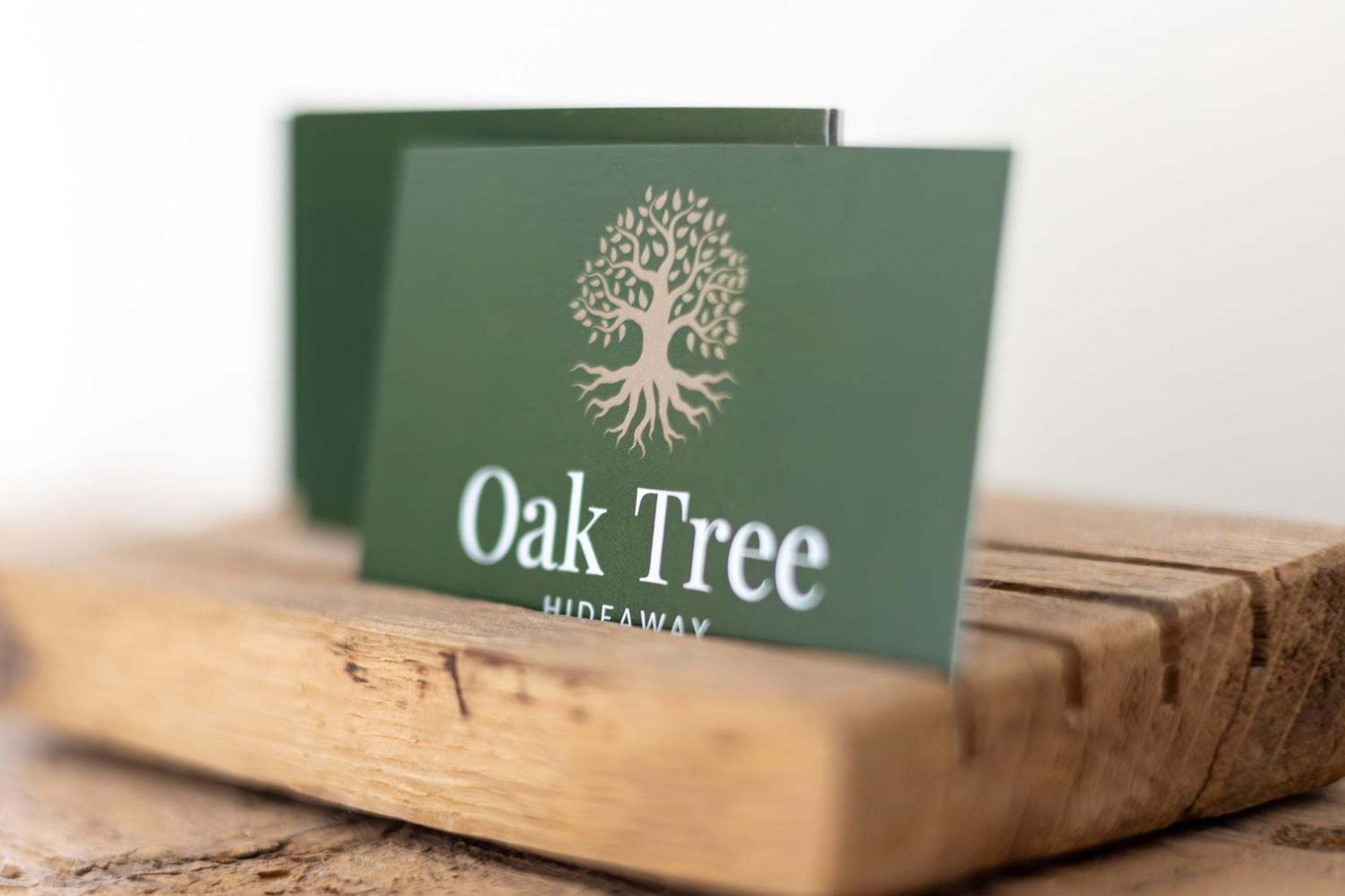 Oak Tree Hideaway Villa Whitchurch  Eksteriør billede
